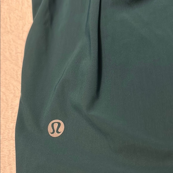 Lululemon Athletica Green Sleeveless Crop Muscle Tee - Picture 3 of 3